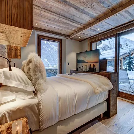 Splendor Caelan Chalet *